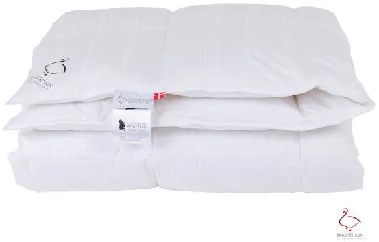 Ringsted dekbed - Het meisje met de zwavelstokjes - warm - 240x220 cm